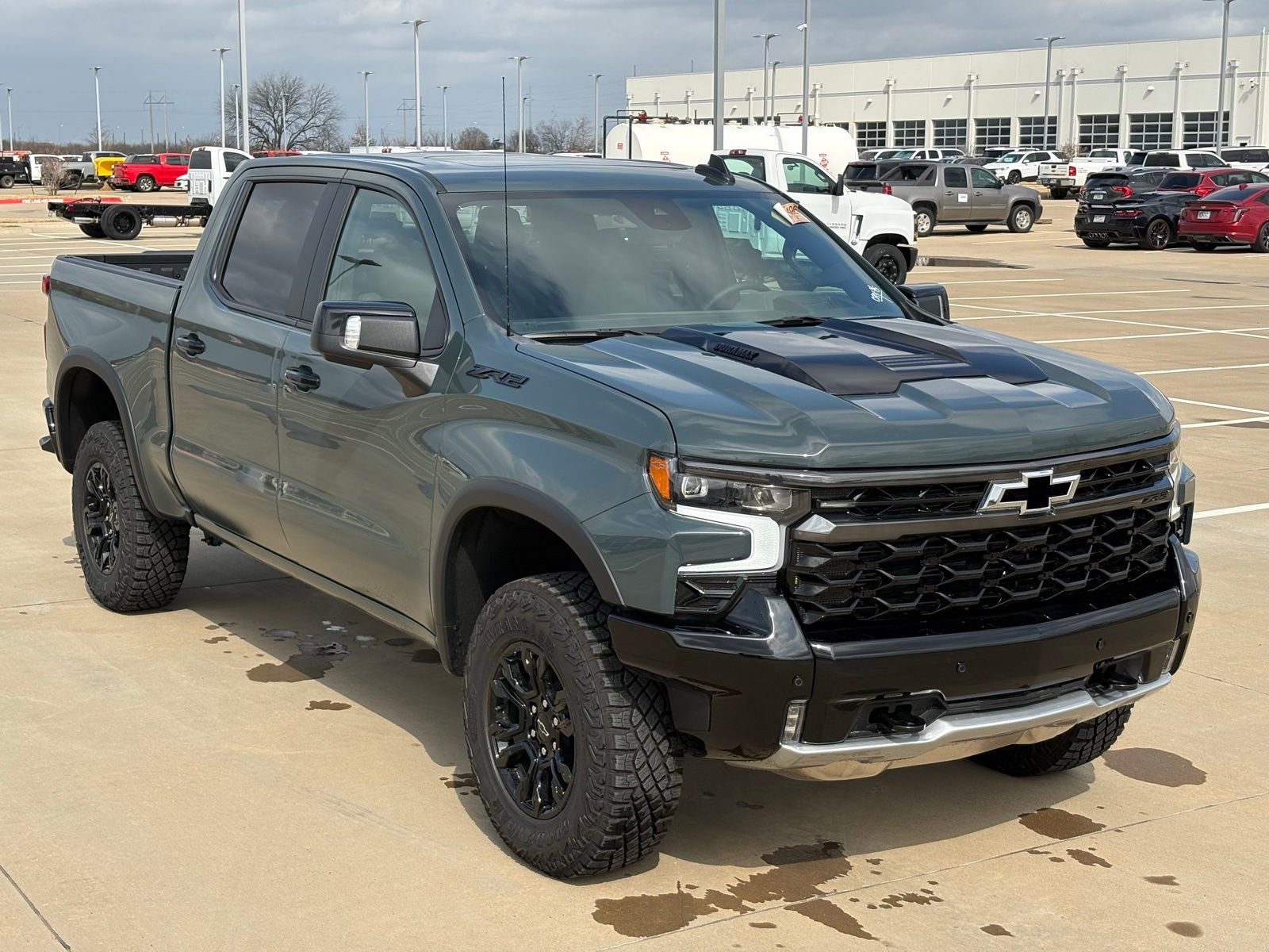Used 2026 Chevrolet Silverado 1500 ZR2 w/ Dark Appearance Package image 13
