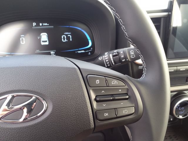 Certified 2026 Hyundai Venue SEL FWD image 23