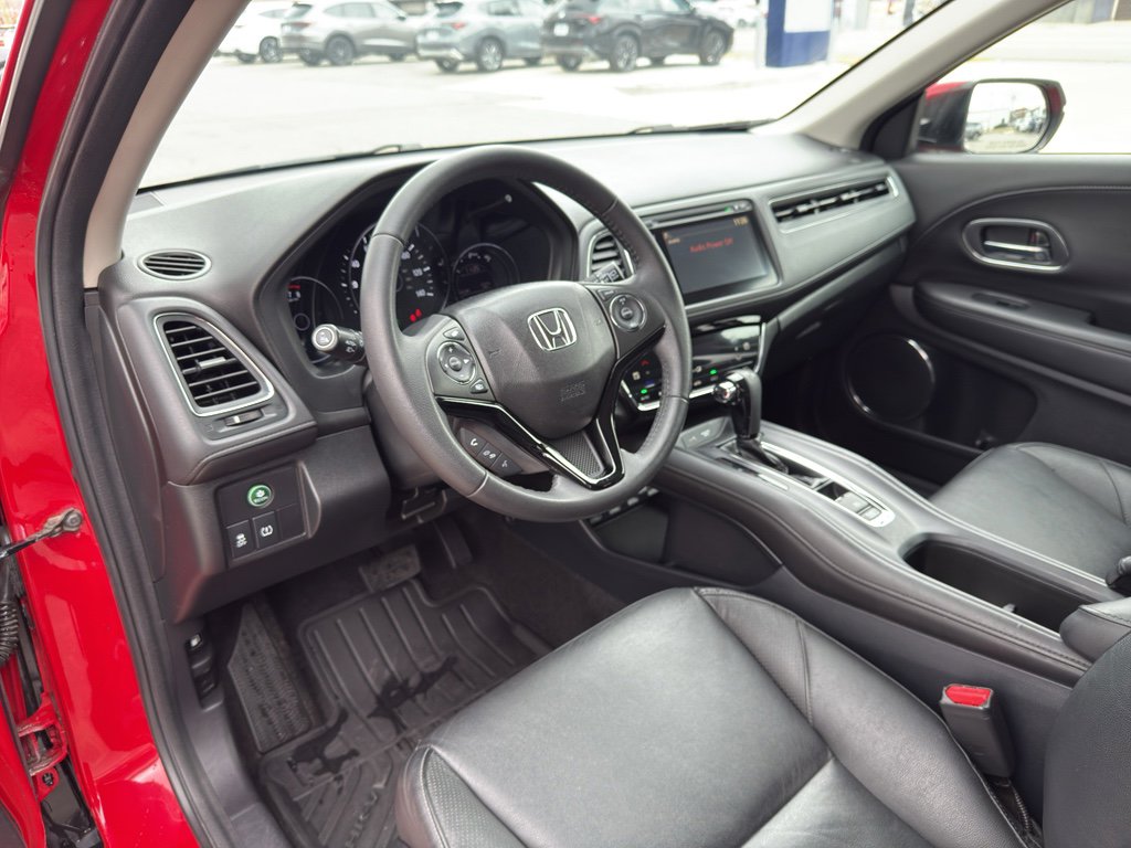 Used 2017 Honda HR-V EX-L image 12