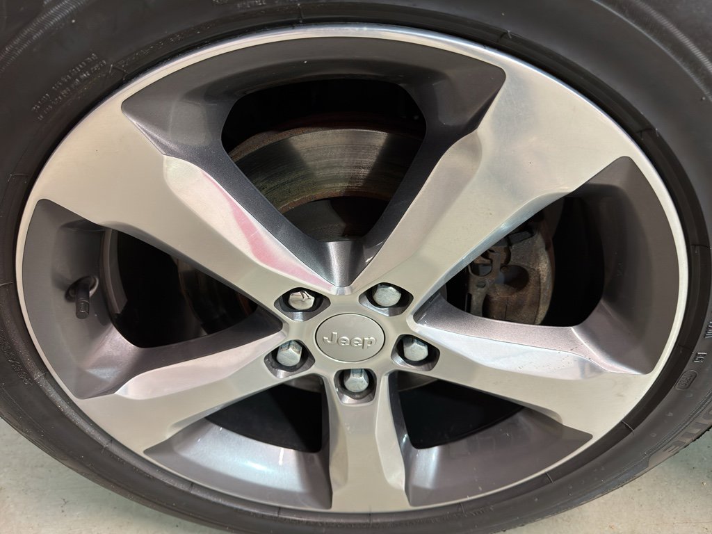 Used 2012 Jeep Grand Cherokee Overland image 33
