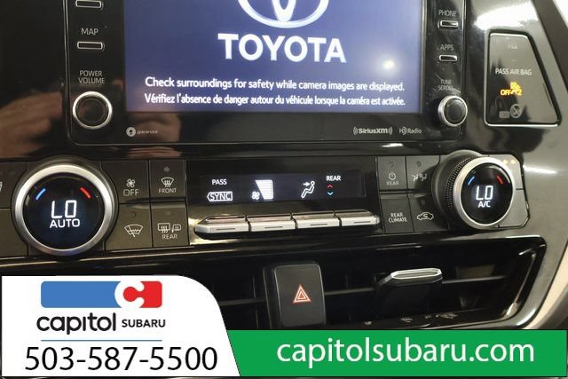 Used 2022 Toyota Highlander XLE AWD/4WD image 22