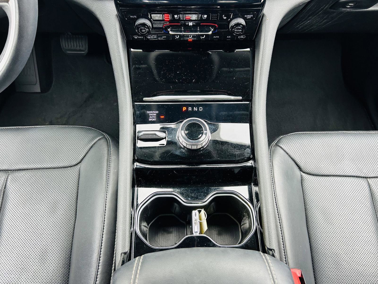 Used 2022 Jeep Grand Cherokee L Limited w/ Luxury Tech Group II image 28