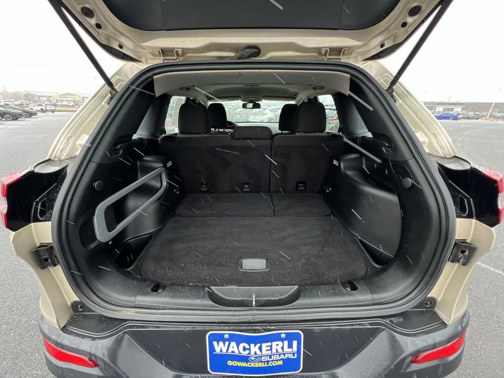 Used 2015 Jeep Cherokee Sport w/ Cold Weather Group image 25