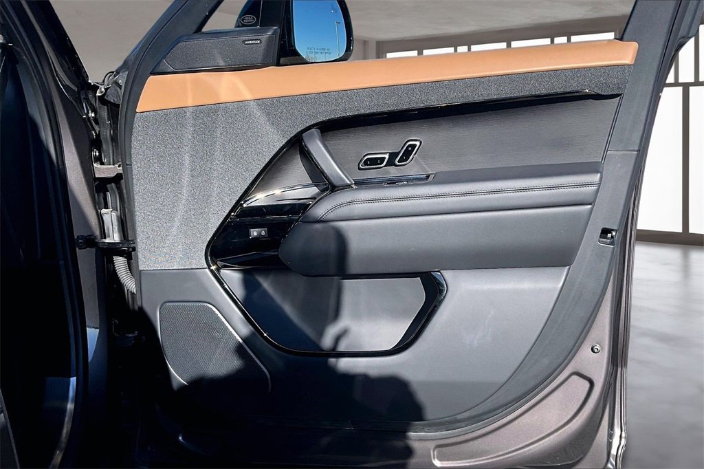 Used 2024 Land Rover Range Rover Sport Dynamic SE image 19