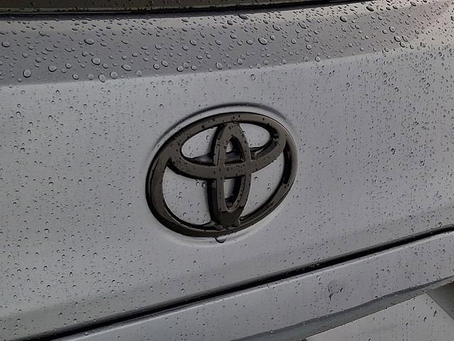 Used 2025 Toyota Corolla Cross AWD Hybrid image 35