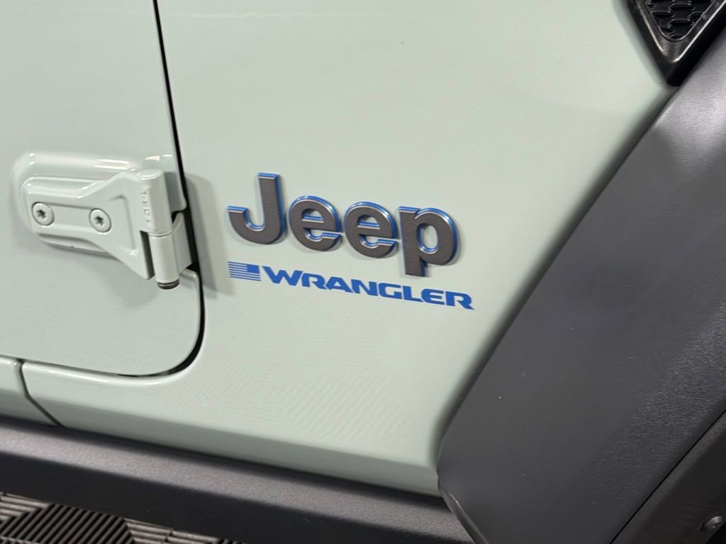 Certified 2023 Jeep Wrangler Unlimited Rubicon 4xe w/ Cold Weather Group image 13