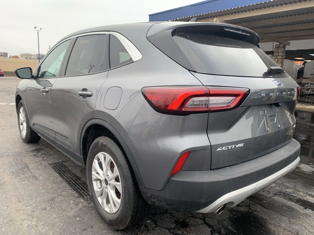 Used 2023 Ford Escape Active image 5