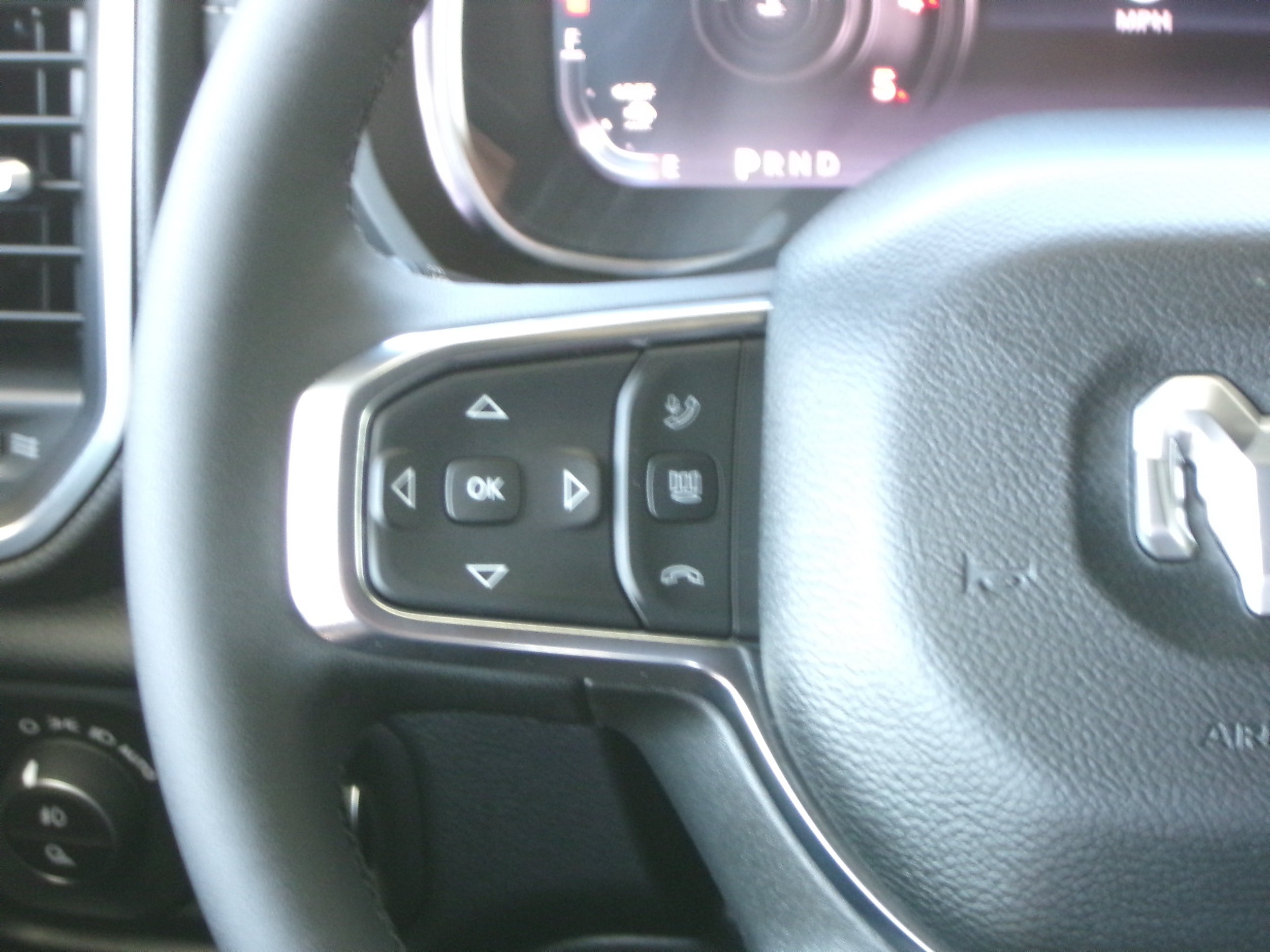 New 2026 RAM 3500 Laramie AWD/4WD image 9
