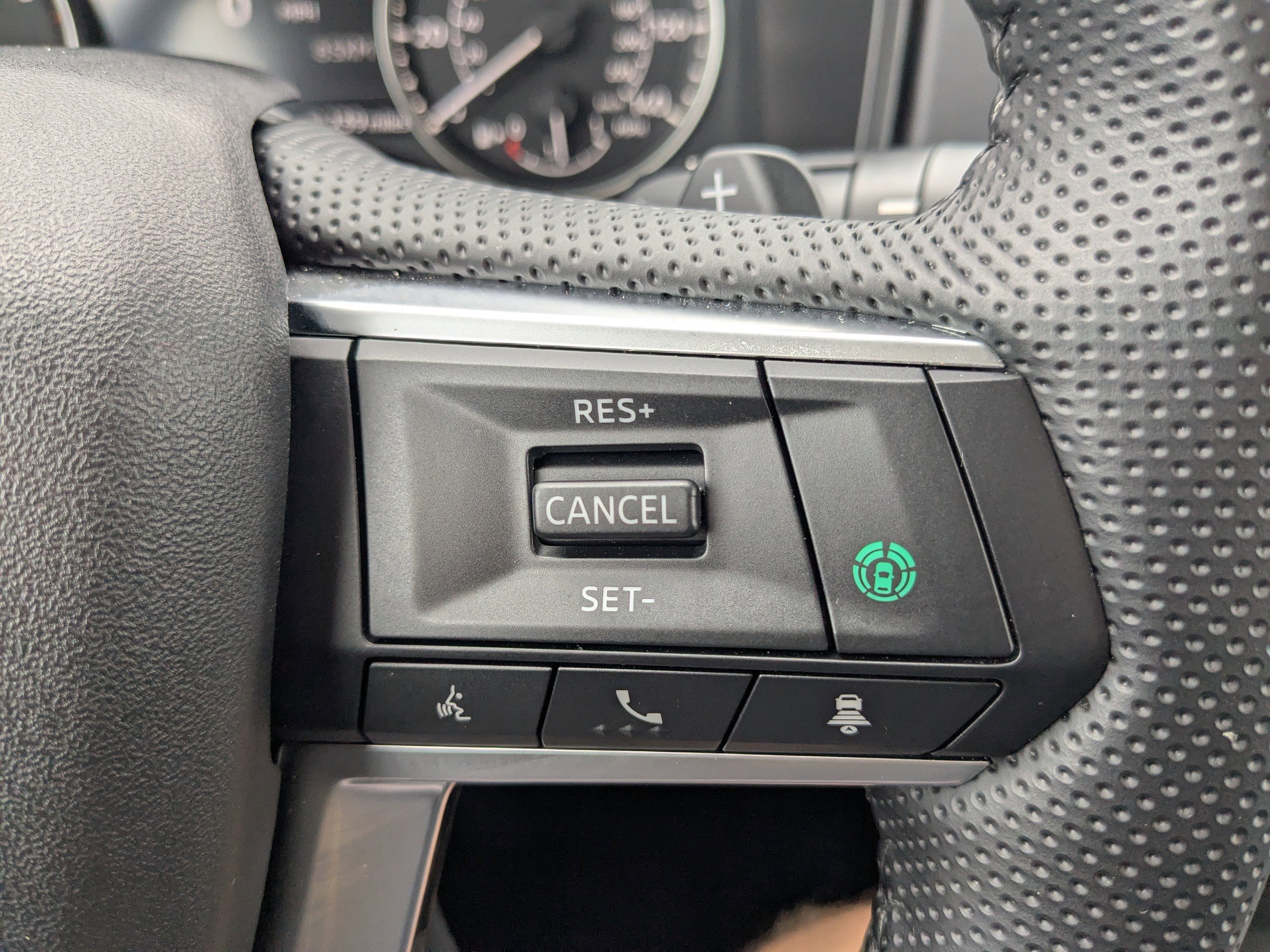 Used 2023 Mitsubishi Outlander SE image 30