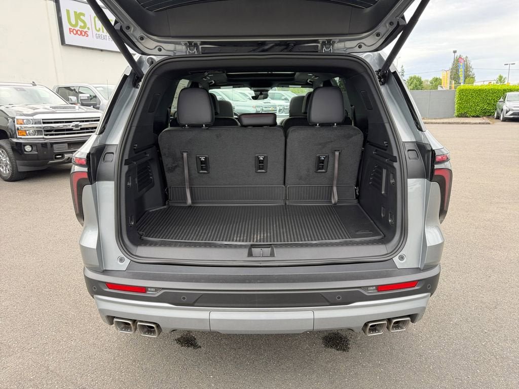 New 2026 Chevrolet Traverse Z71 w/ Driver Confidence Package AWD/4WD image 23