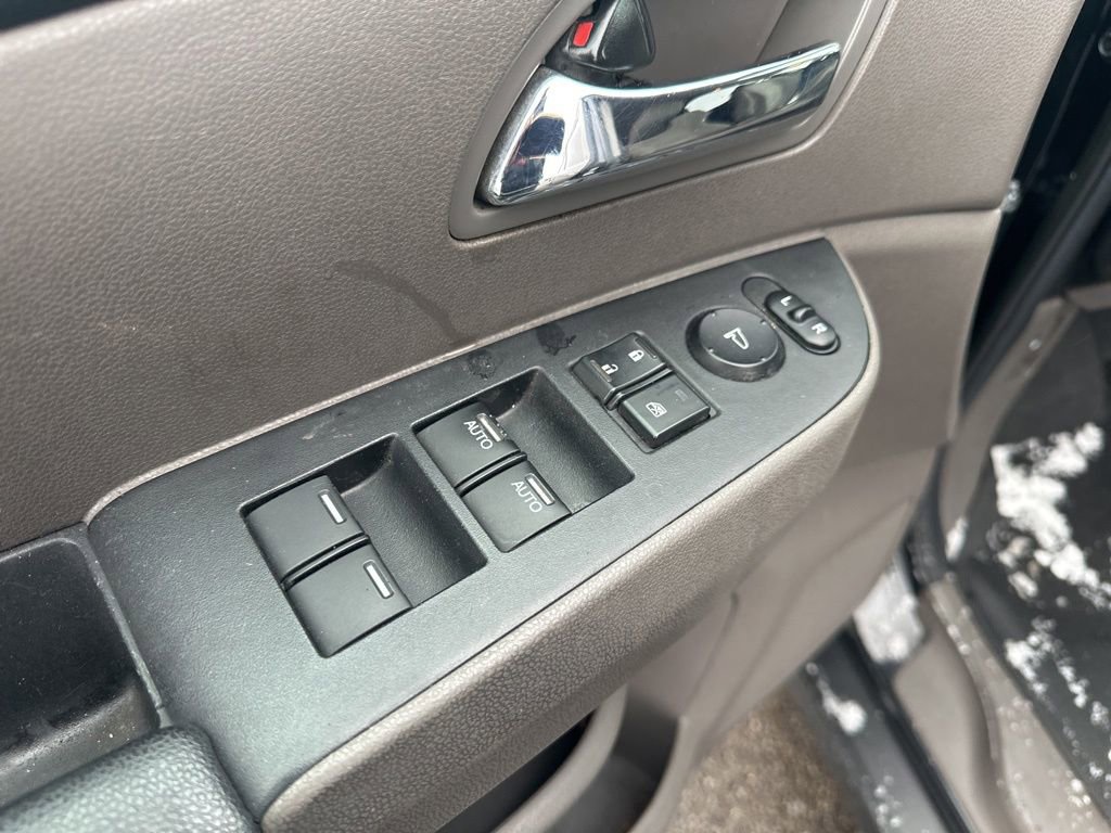 Used 2014 Honda Odyssey EX image 16