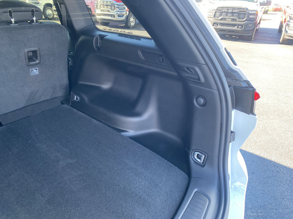 New 2027 Jeep Grand Cherokee Laredo X AWD/4WD image 11