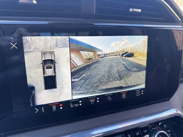 Used 2024 GMC Sierra 3500 Denali w/ Denali Reserve Package image 18