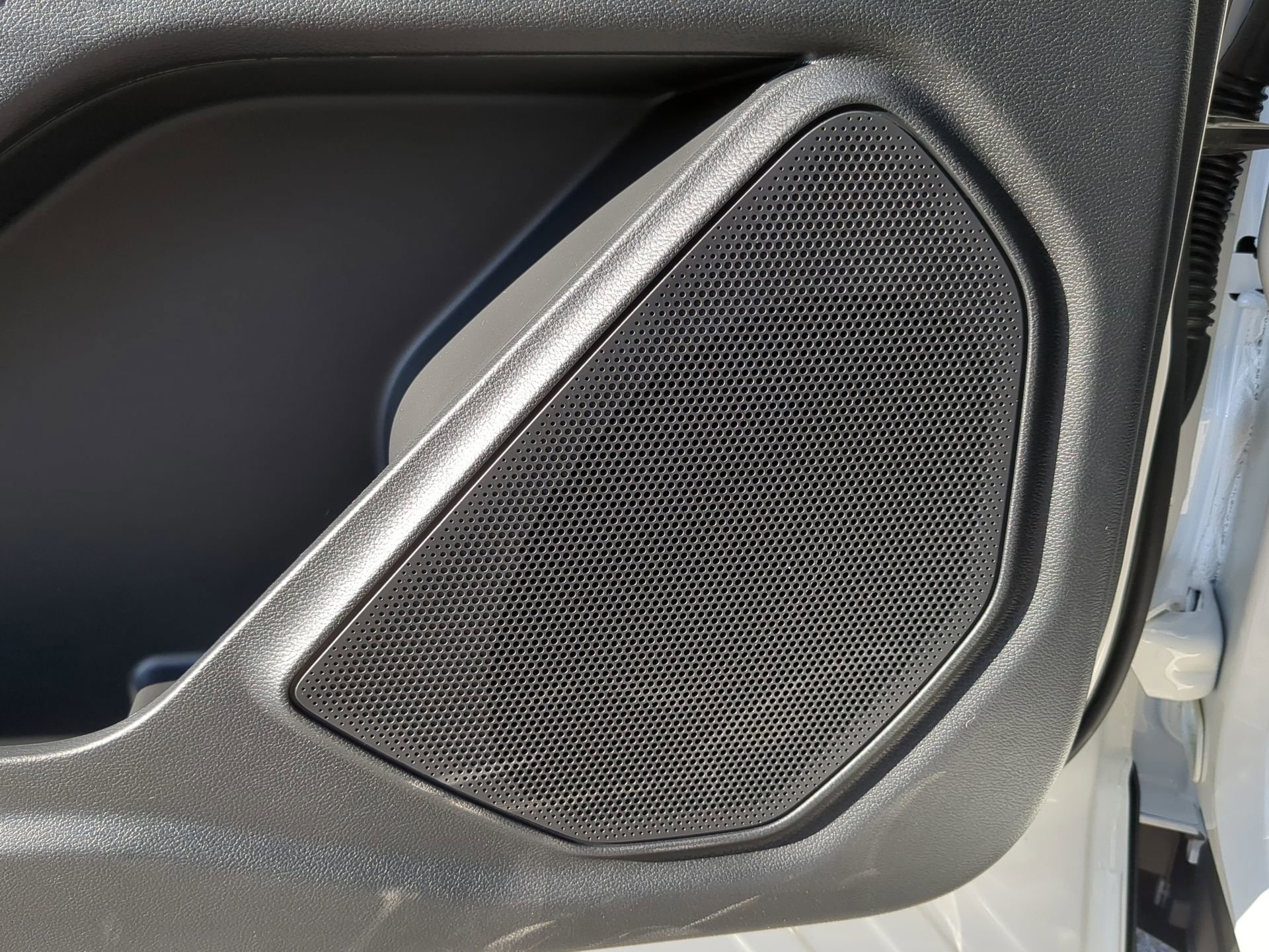 New 2026 Ford Explorer Active RWD image 54