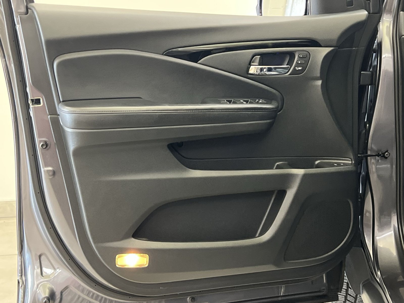 Used 2019 Honda Pilot Touring image 38