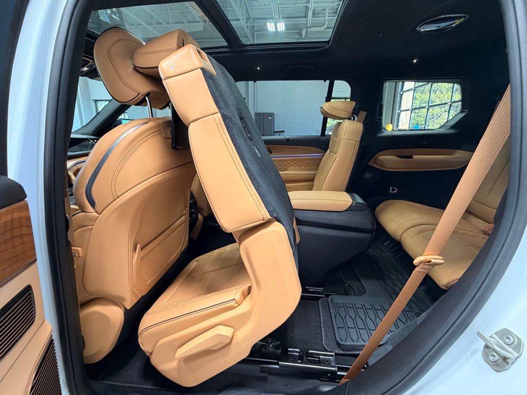 Used 2024 Jeep Grand Cherokee L Summit AWD/4WD image 22