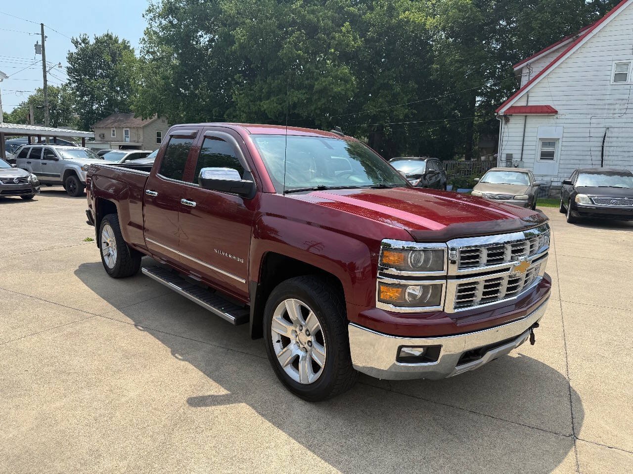 Used 2015 Chevrolet Silverado 1500 LTZ AWD/4WD image 5