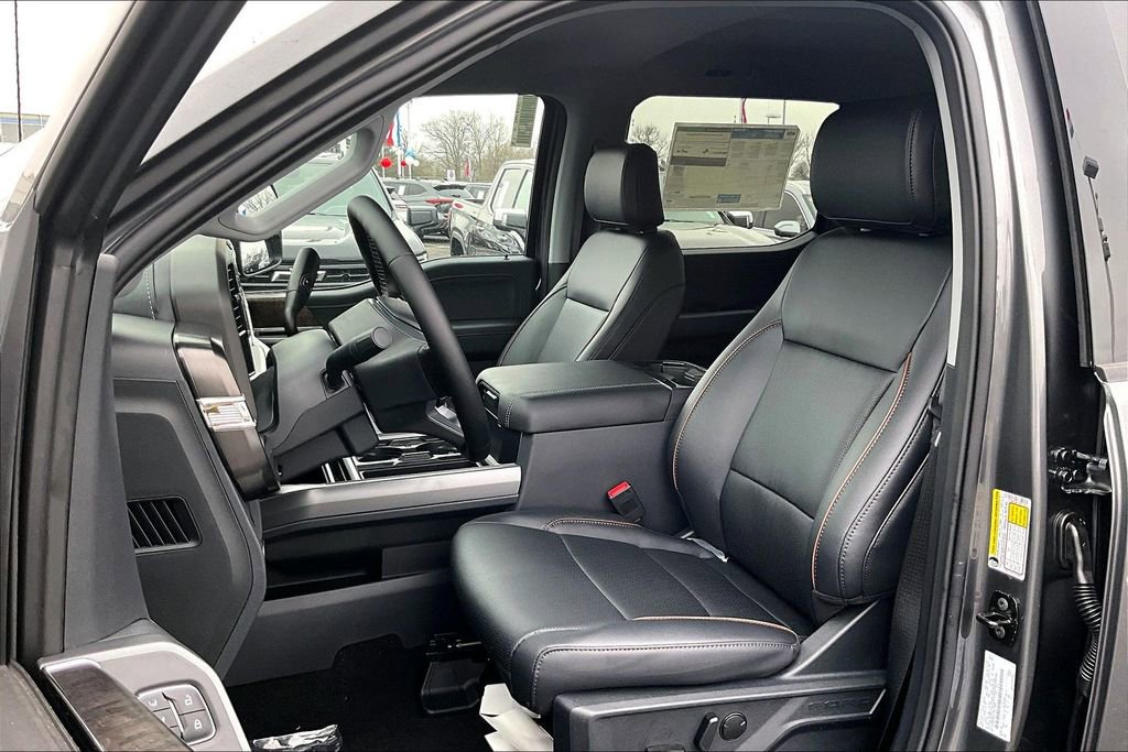 New 2026 Ford F250 Lariat w/ FX4 Off-Road Package image 9