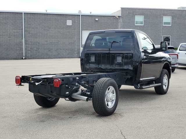 Used 2024 RAM 3500 Tradesman AWD/4WD image 5