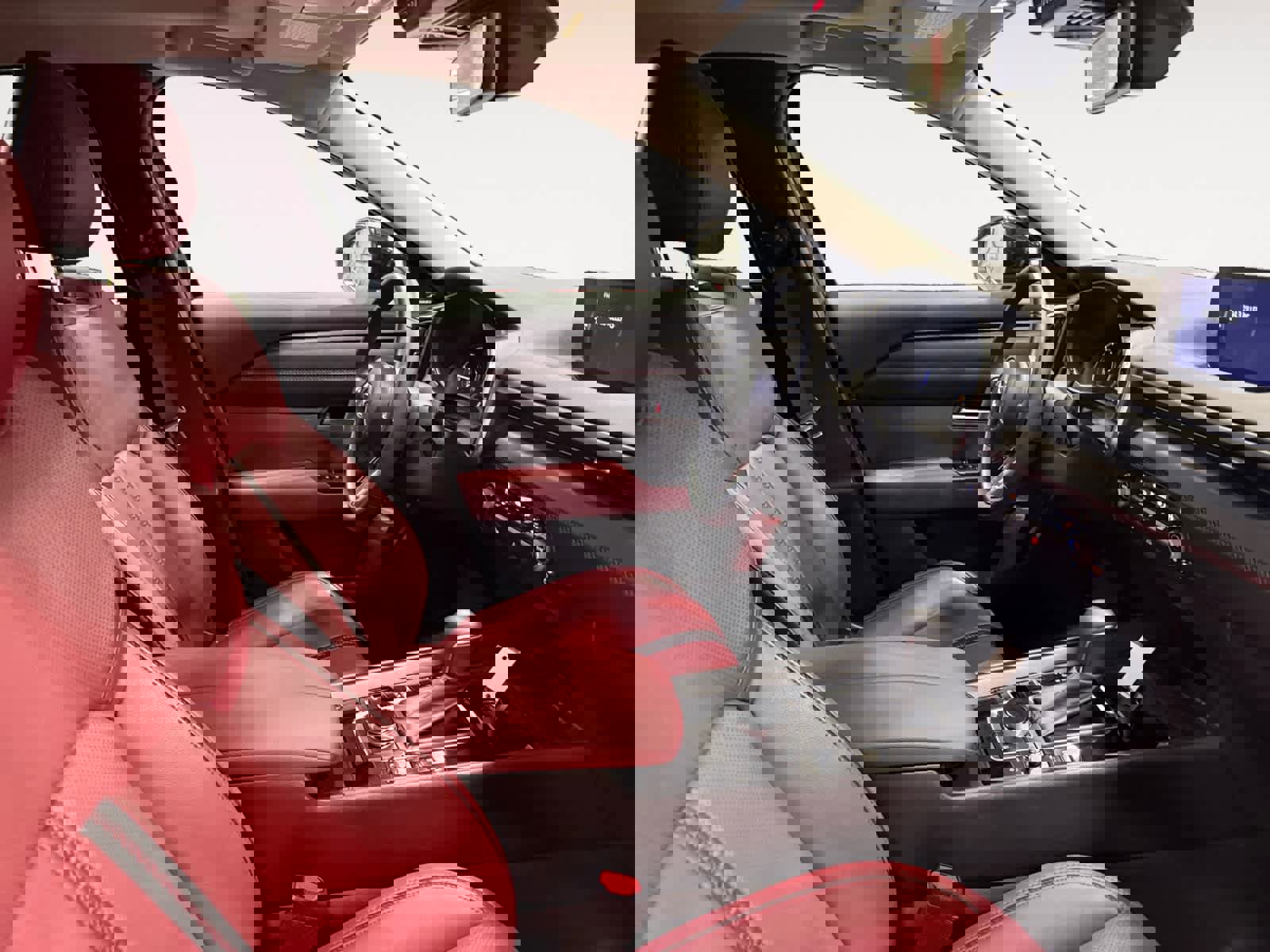 Used 2025 MAZDA CX-50 AWD 2.5 Hybrid w/ Premium Pkg image 16