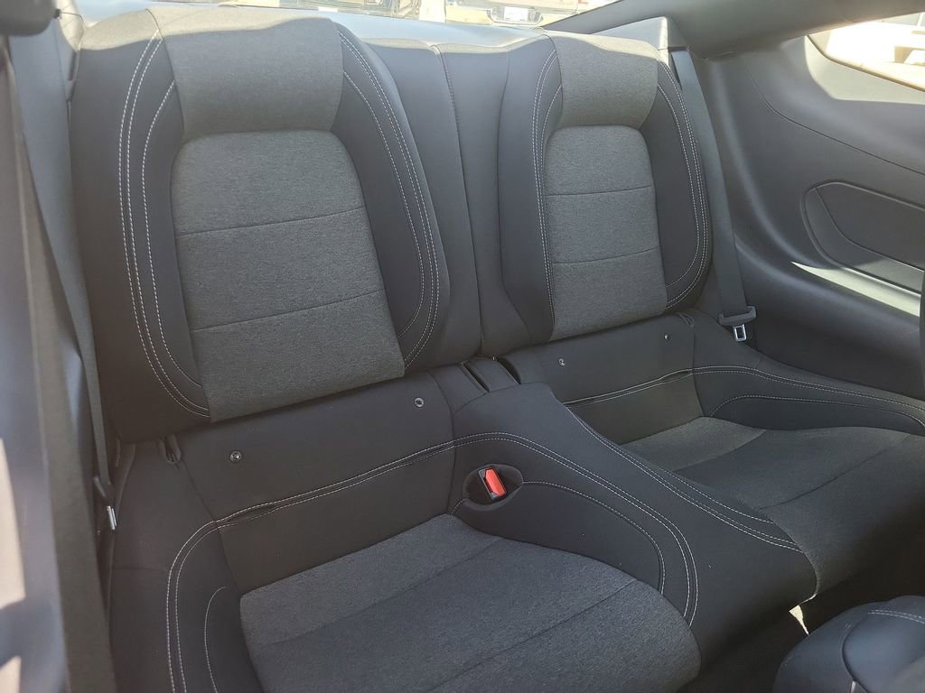 Used 2025 Ford Mustang EcoBoost image 23