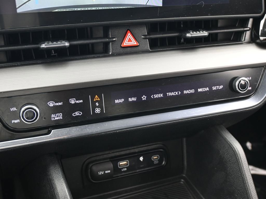 Used 2023 Kia Sportage EX image 24
