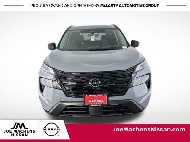 New 2026 Nissan Rogue Dark Armor AWD/4WD image 2