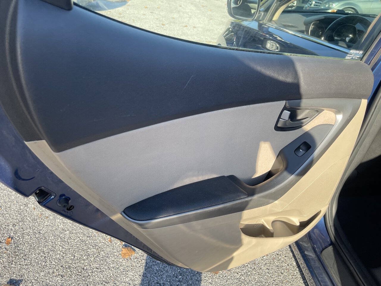 Used 2016 Hyundai Elantra Value Edition FWD image 16
