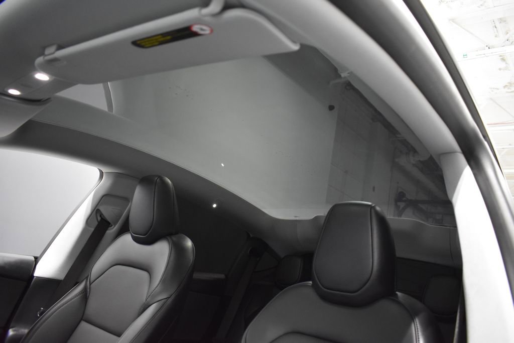 Used 2026 Tesla Model Y Long Range image 17