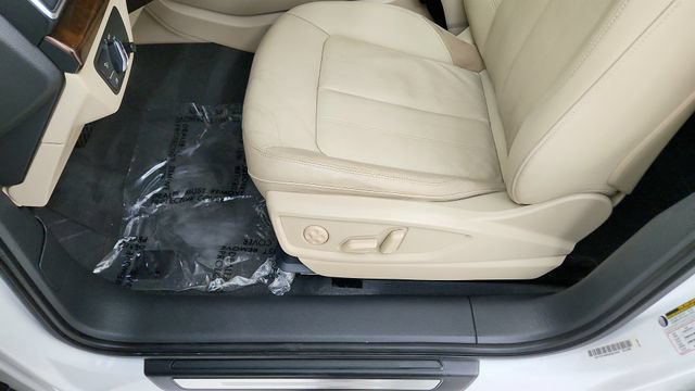 Used 2018 Audi Q5 2.0T Premium Plus w/ Premium Plus Package AWD/4WD image 51