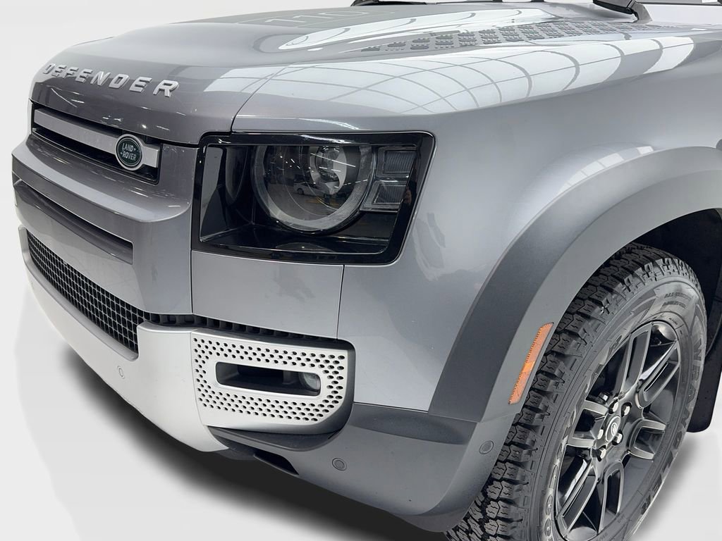 Used 2022 Land Rover Defender 110 SE AWD/4WD image 5