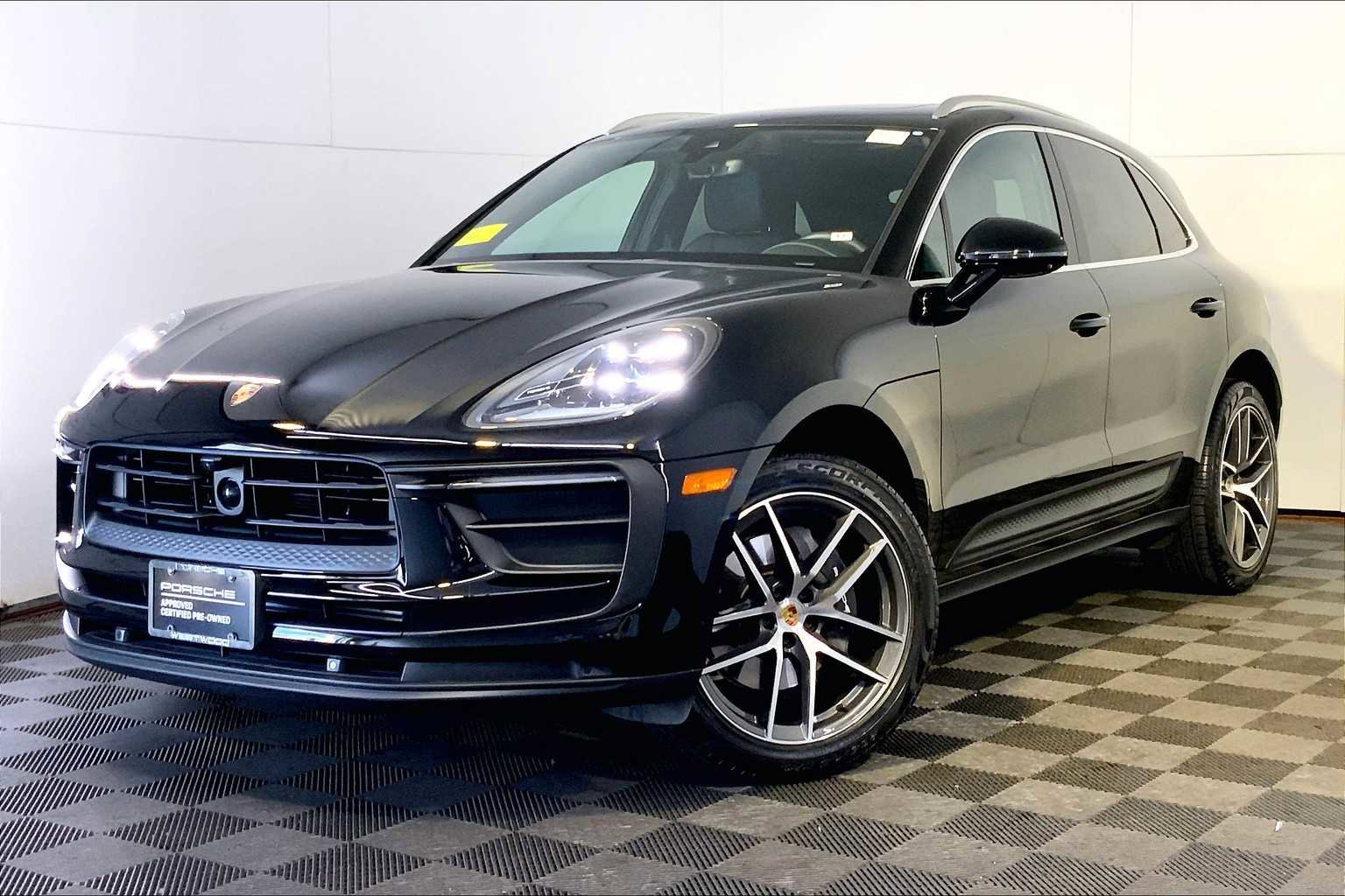 Certified 2025 Porsche Macan