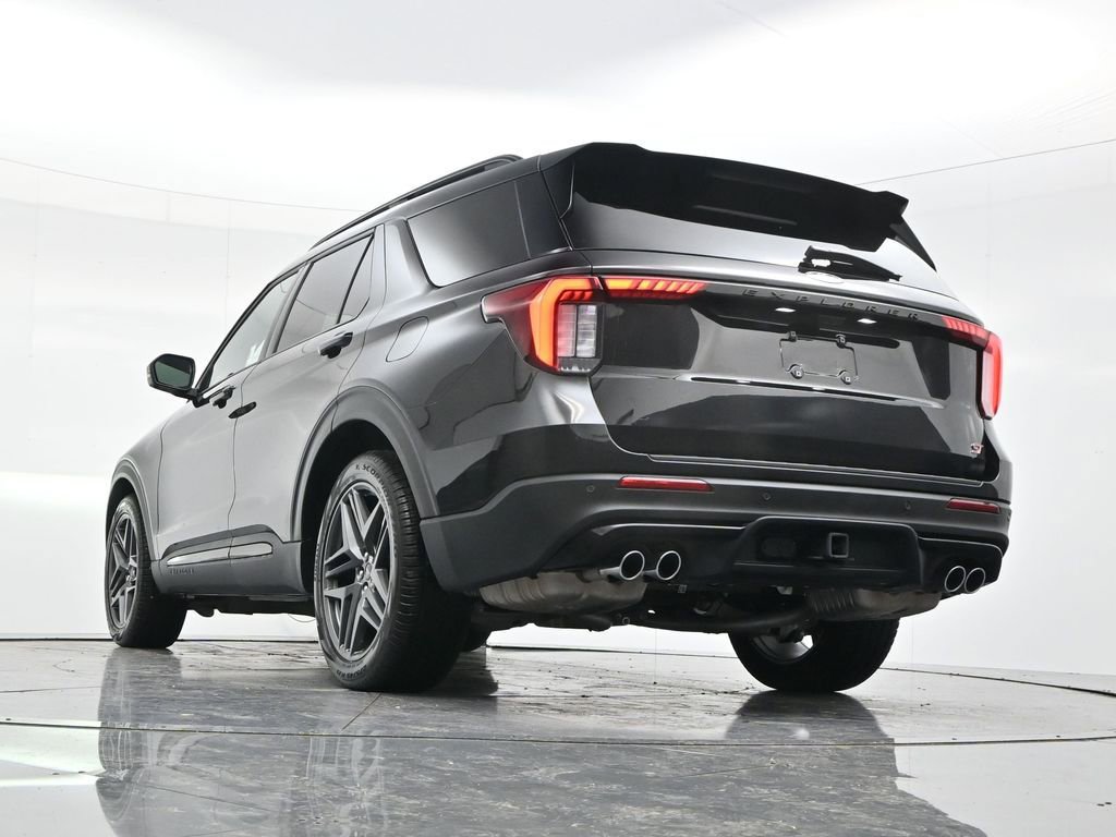 Used 2025 Ford Explorer ST w/ Sun And Sound Package AWD/4WD image 49