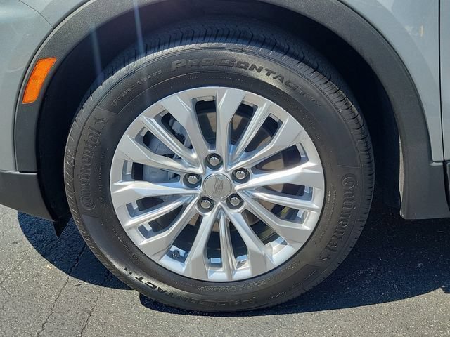 Certified 2024 Cadillac XT4 Luxury w/ Cold Weather Package FWD image 9