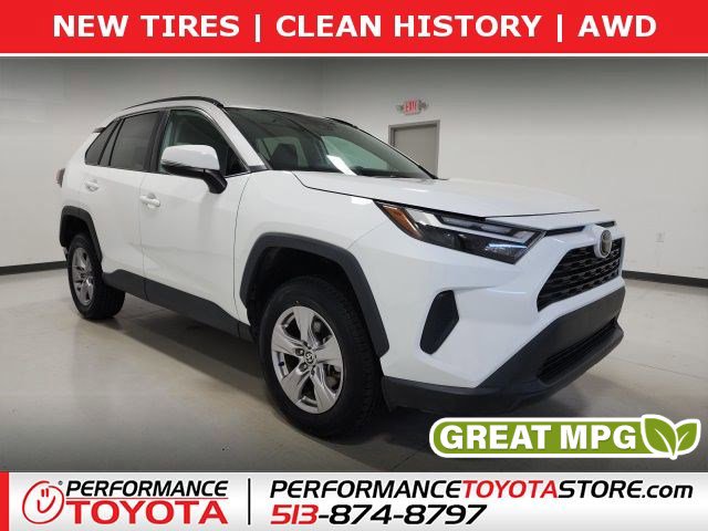 Used 2022 Toyota RAV4 XLE w/ Carpet Mat Package (TMS) image 1