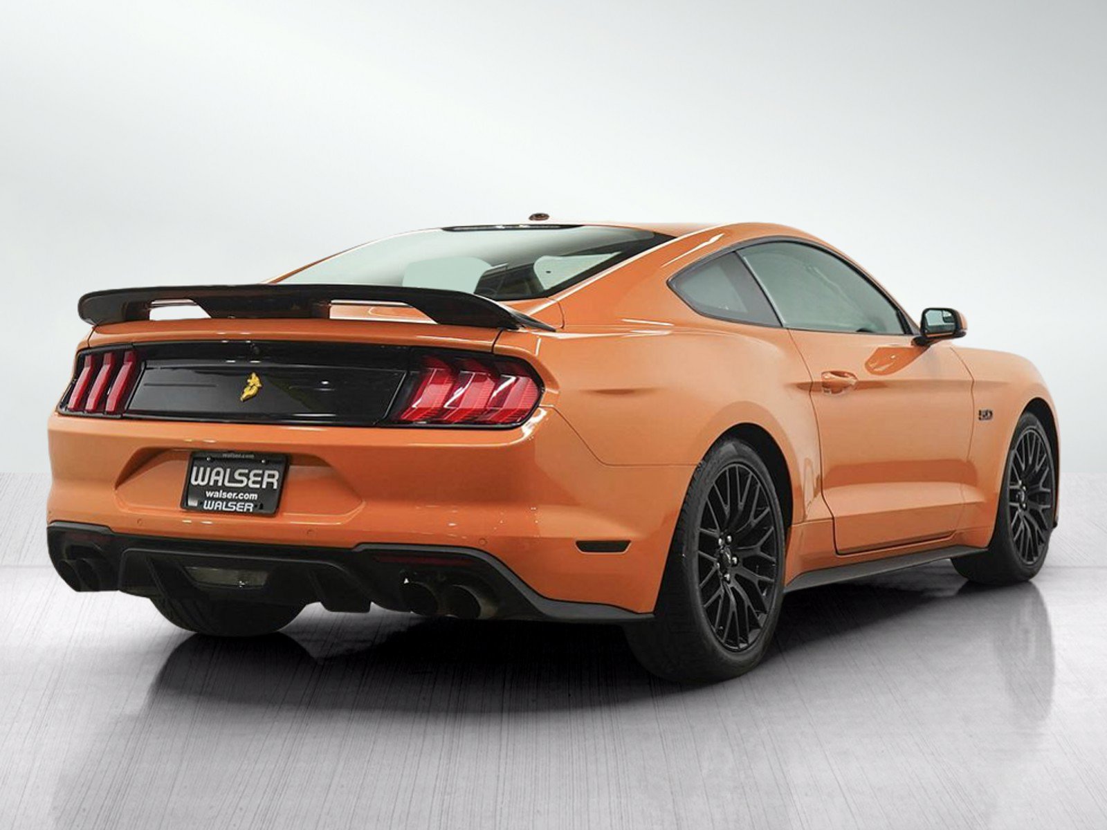 Used 2018 Ford Mustang GT Premium w/ GT Performance Package RWD image 5