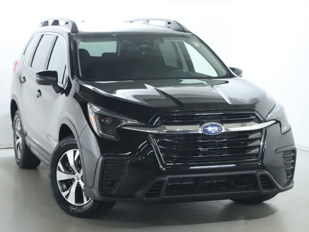 Certified 2023 Subaru Ascent Premium w/ Convenience Package AWD/4WD image 2