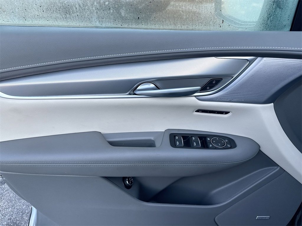 Used 2024 Cadillac XT5 Premium Luxury image 15