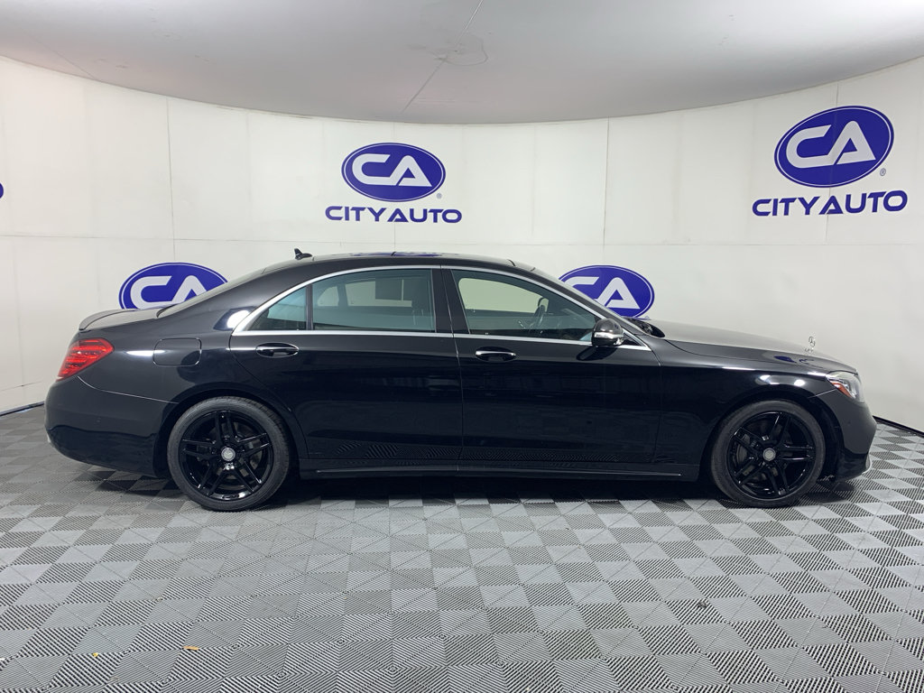 Used 2018 Mercedes-Benz S 450 Sedan image 2