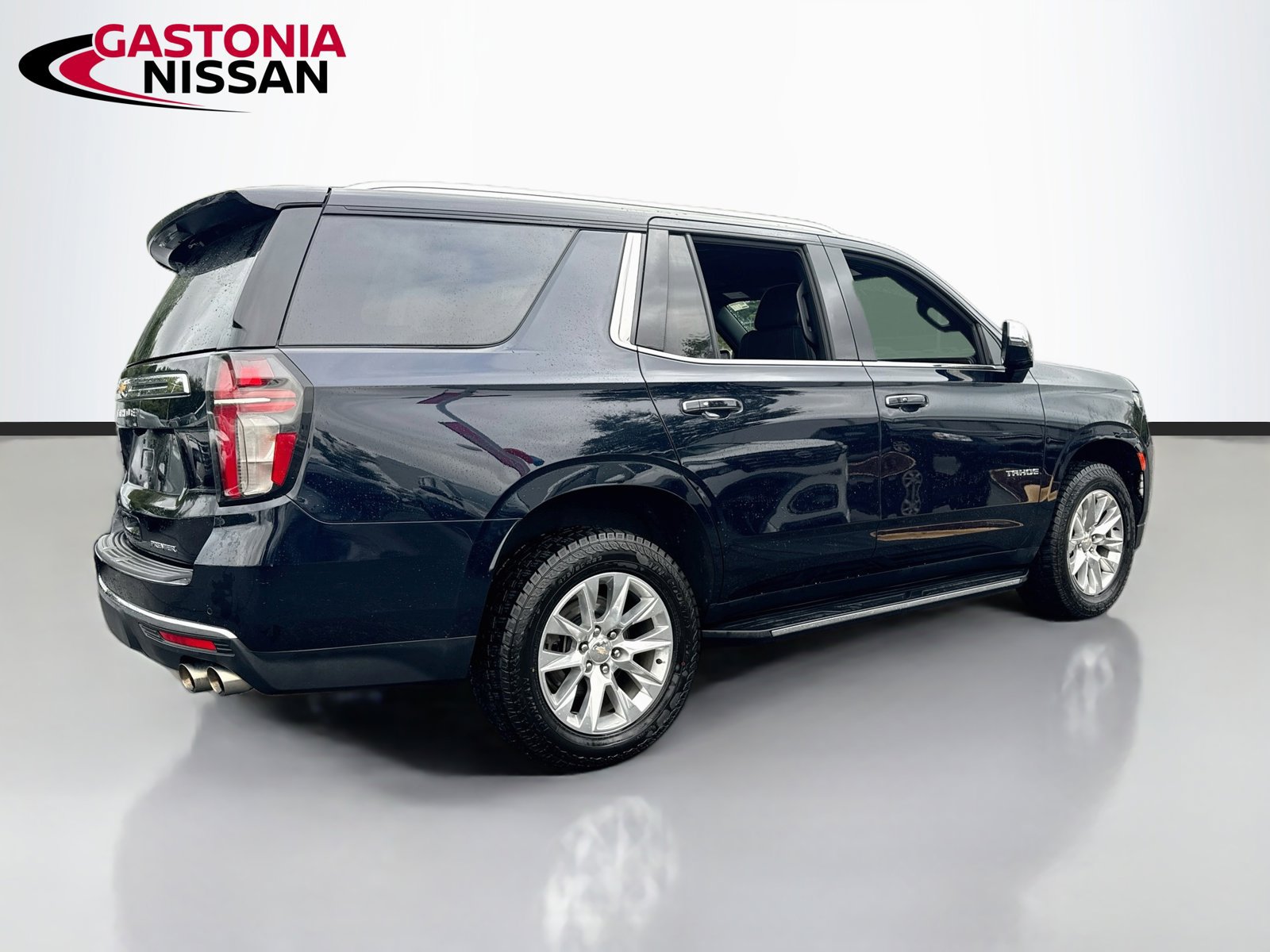 Used 2023 Chevrolet Tahoe Premier RWD image 9