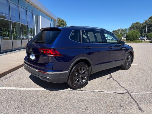 Certified 2024 Volkswagen Tiguan SE AWD/4WD image 3