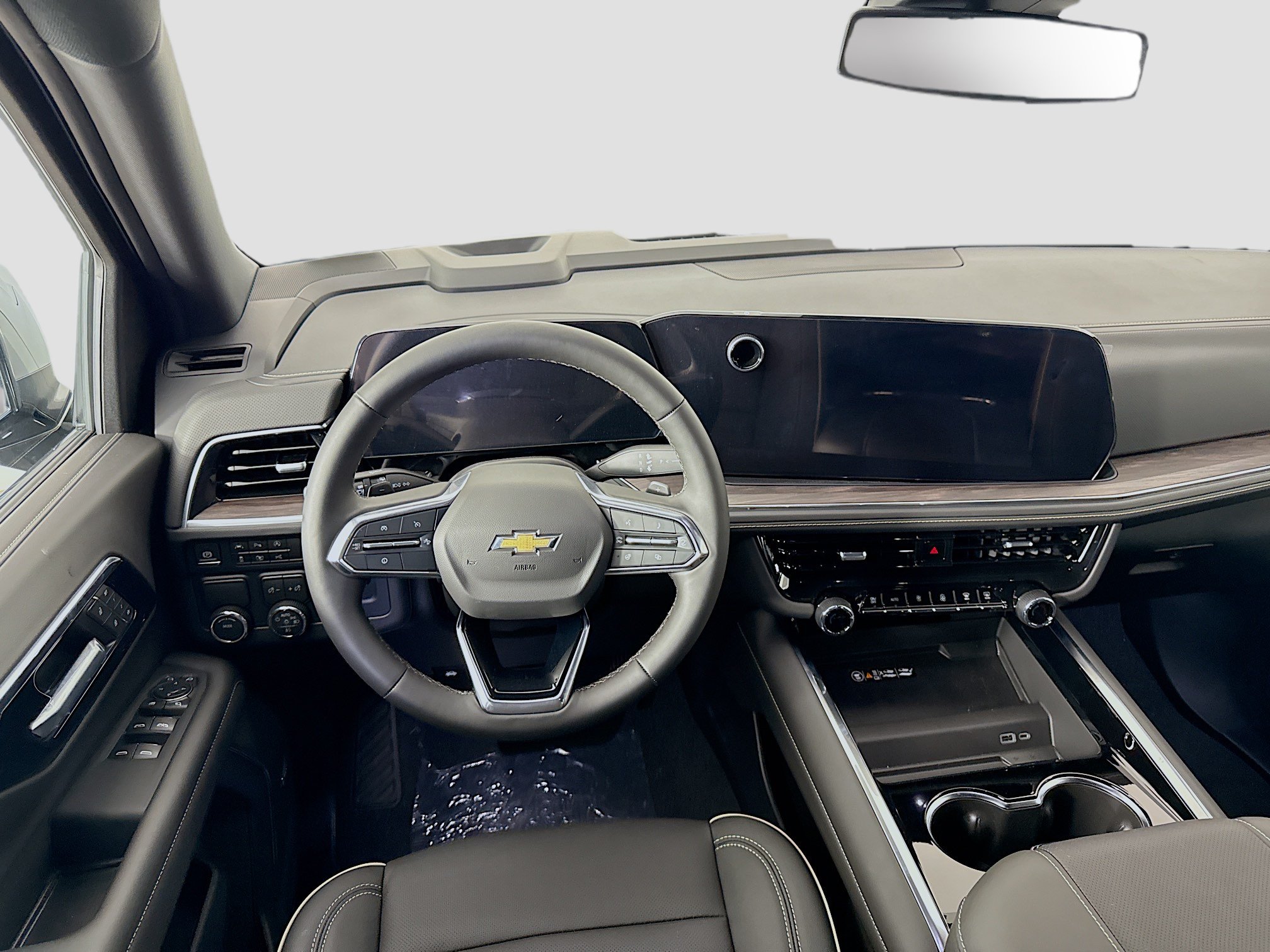 New 2026 Chevrolet Suburban Premier RWD image 25