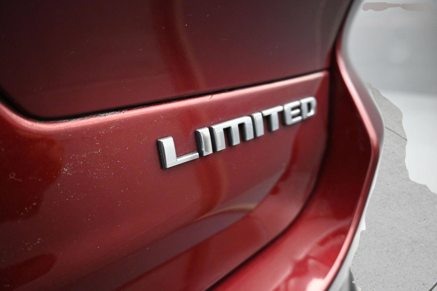 Used 2021 Jeep Grand Cherokee L Limited AWD/4WD image 31