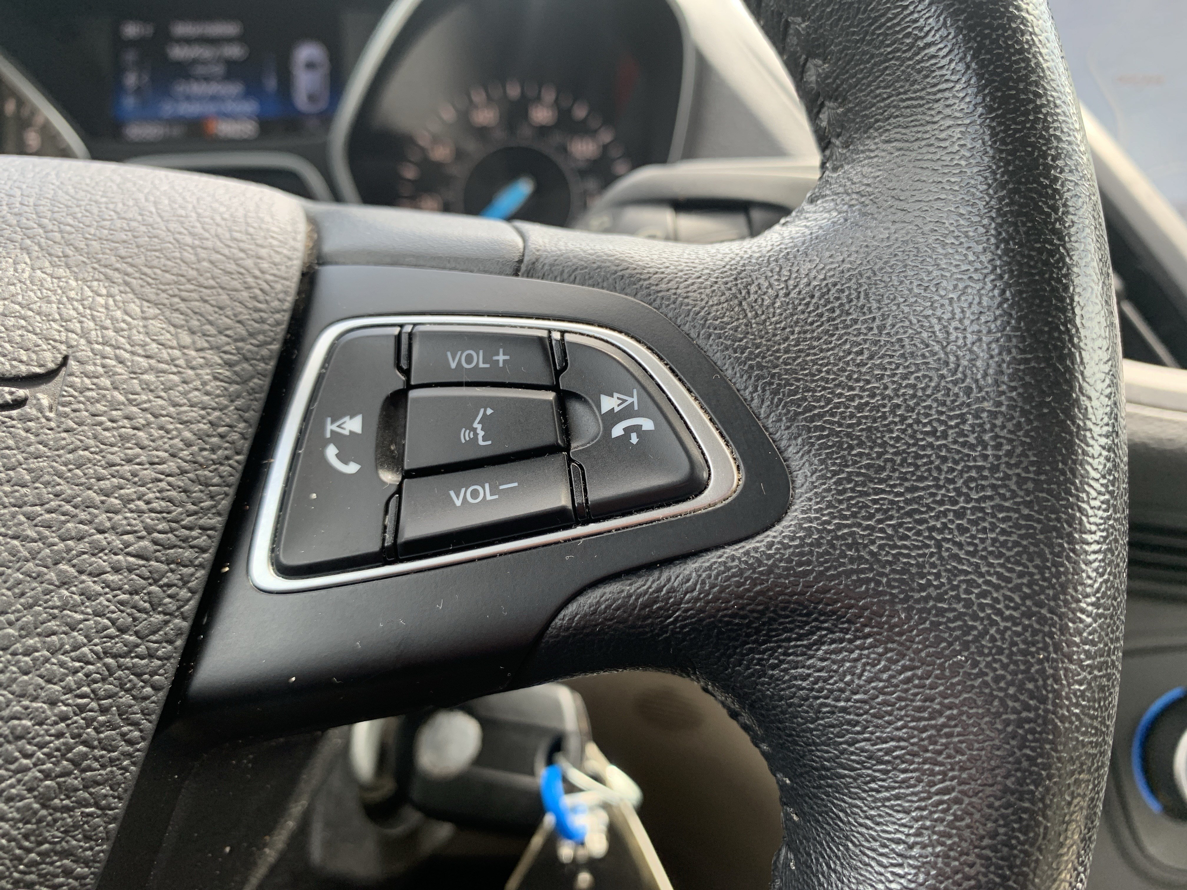Used 2018 Ford Escape SEL FWD image 19