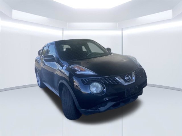 Used 2015 Nissan Juke S FWD image 3