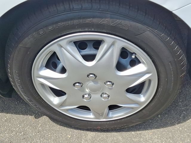 Used 2024 Nissan Sentra S FWD image 7