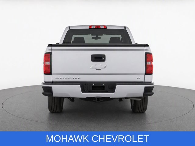 Used 2018 Chevrolet Silverado 1500 LT w/ All Star Edition AWD/4WD image 8