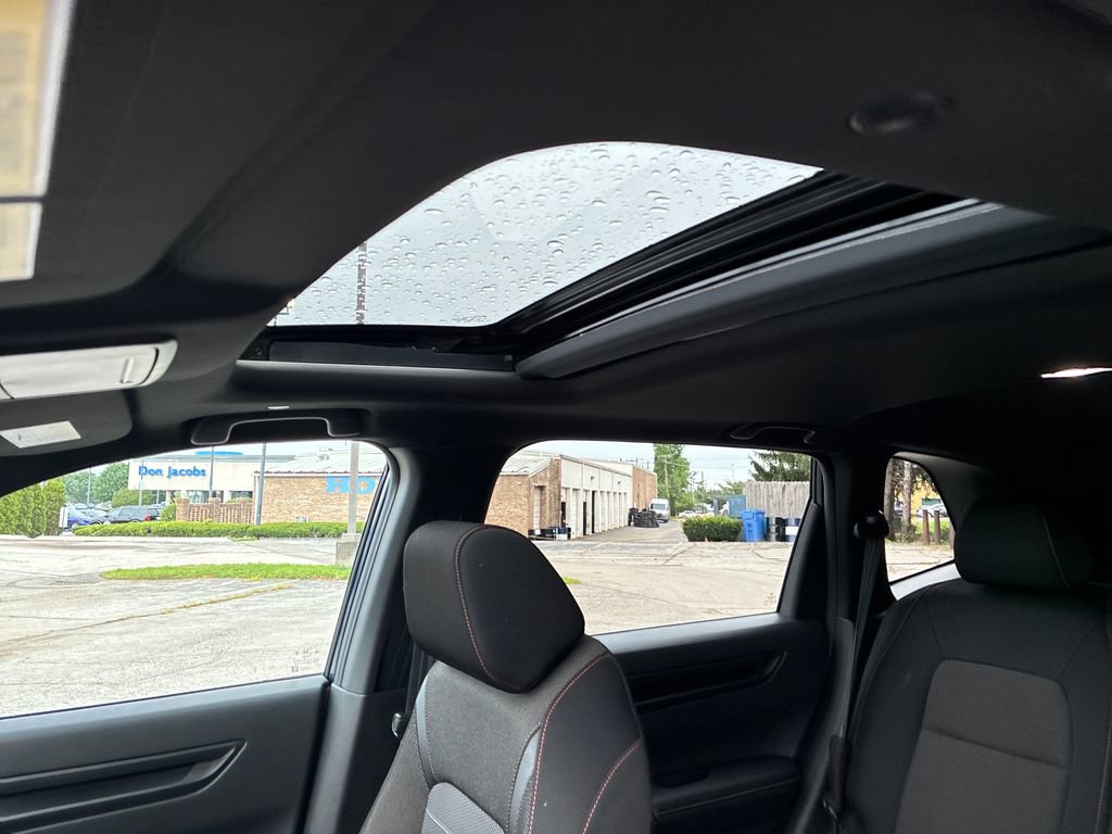 Used 2025 Honda CR-V Sport image 17