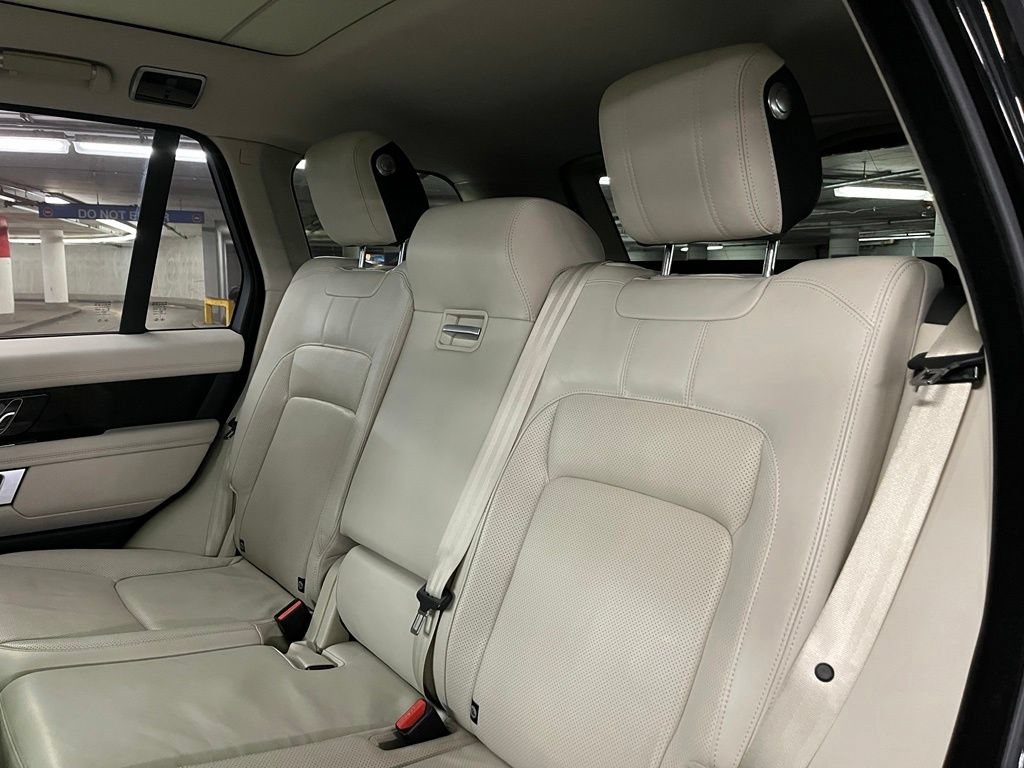 Used 2018 Land Rover Range Rover HSE AWD/4WD image 22