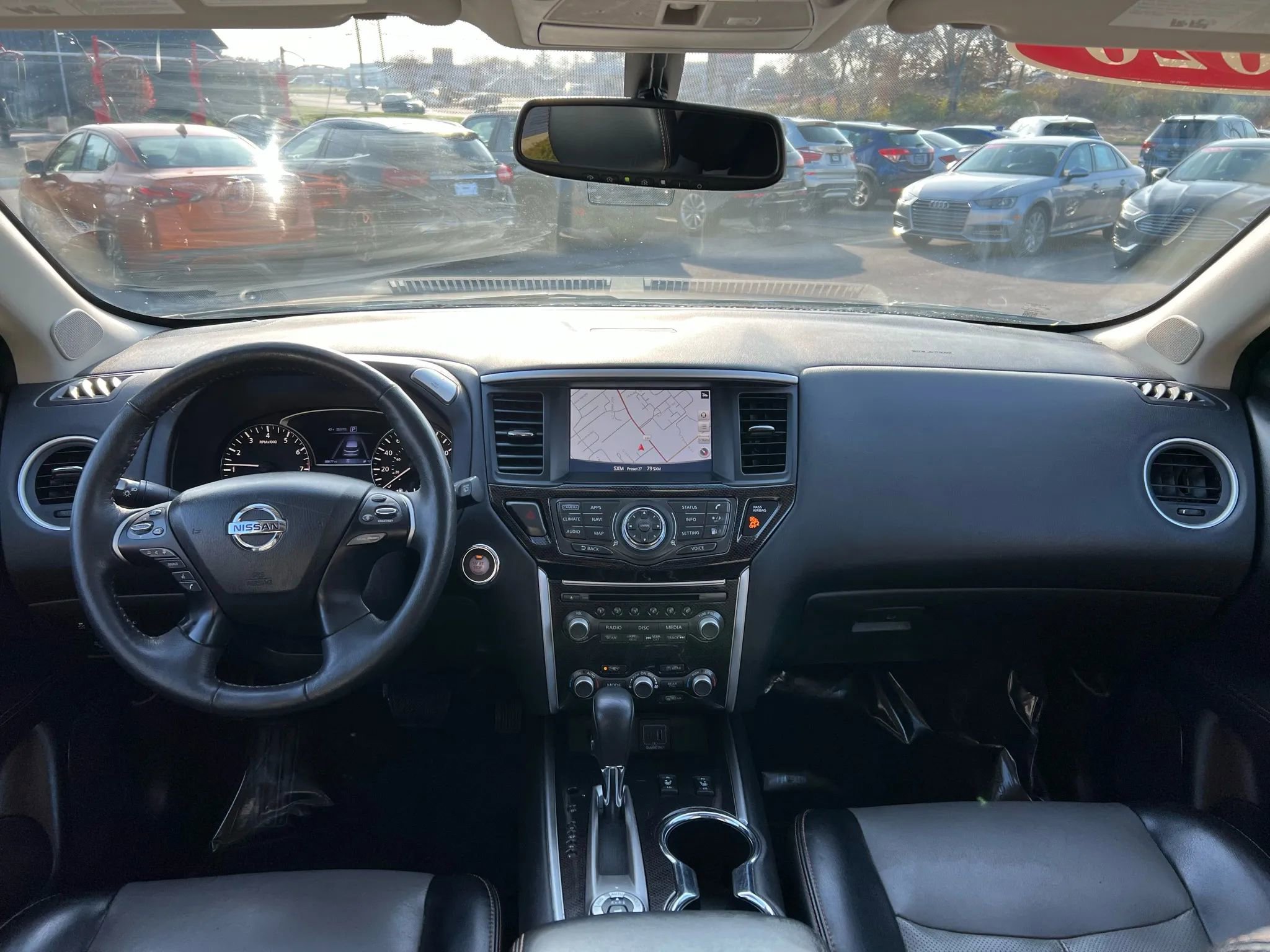 Used 2020 Nissan Pathfinder SL image 9